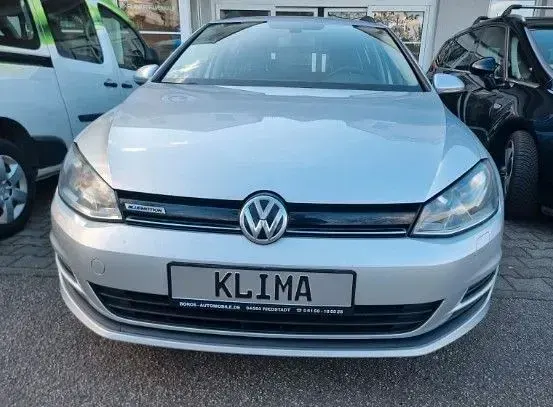 Gebraucht VW Golf VII Trendline 110 PS (80 kW) 2016 Silber Kombi