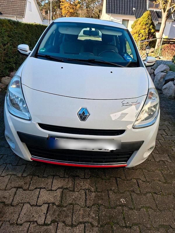 Weiß Gebraucht 2010 Renault Clio III Kleinwagen | 4.500 € - Bild 1/4