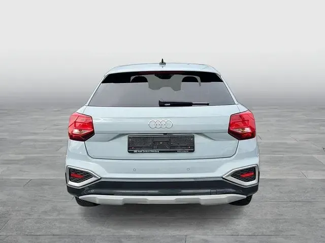 Gebraucht Audi Q2 Advanced 150 PS (110 kW) 2025 Grau SUV