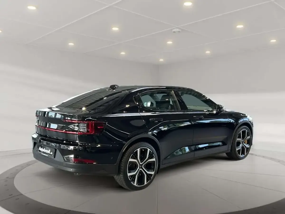 Second-hand Polestar 2 Performance 350 kW (476 CP) 2023 Negru Hatchback