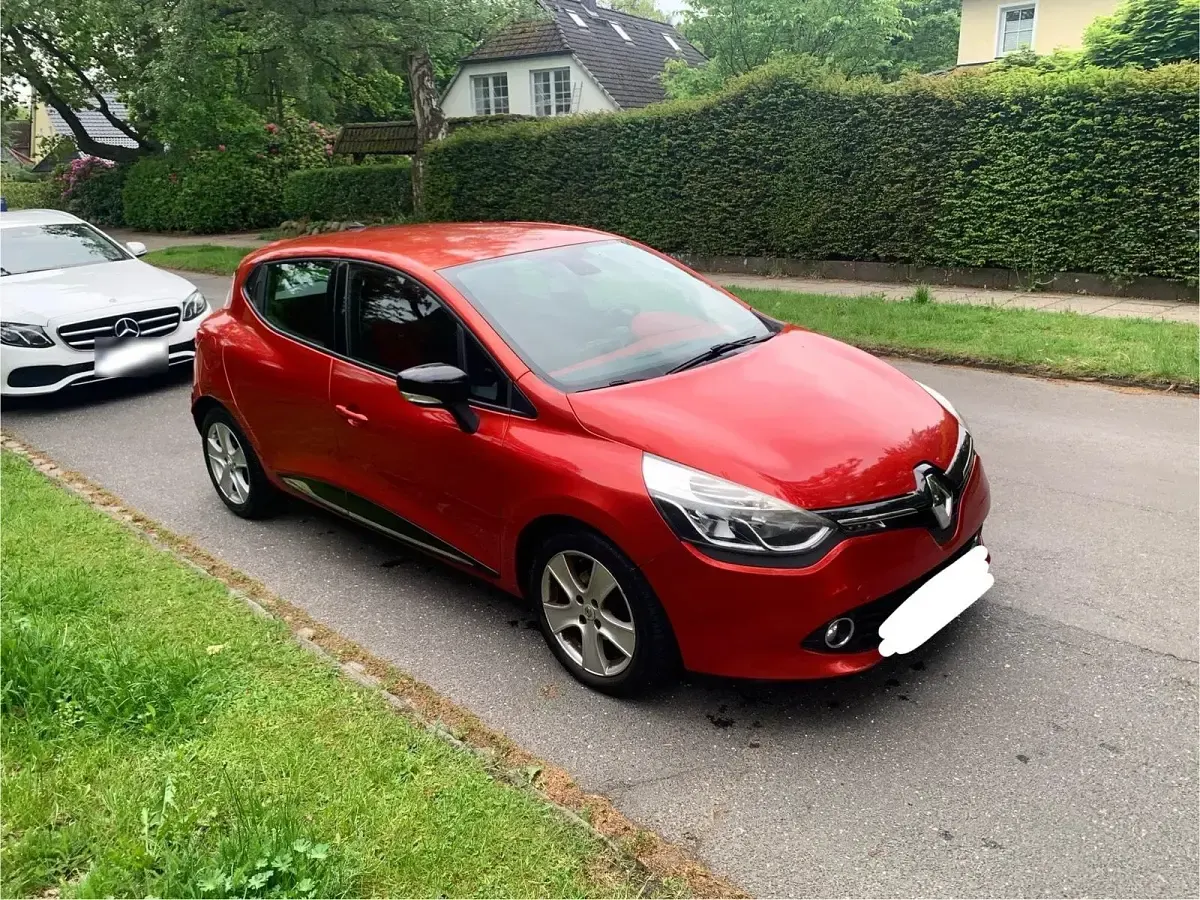 Gebraucht Renault Clio IV 90 PS (66 kW) 2013 Rot Kleinwagen