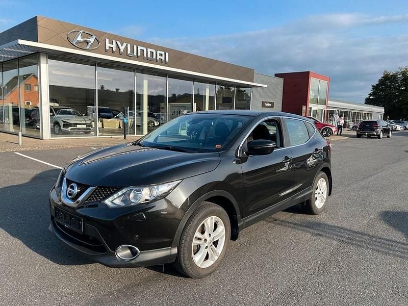 Gebraucht 2015 Nissan Qashqai Acenta SUV | 8.399 € (Guter Preis) - Bild 1/4