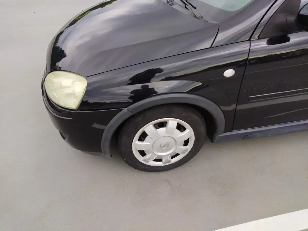 Gebraucht Opel Corsa 75 PS (55 kW) 2005 Schwarz Kleinwagen
