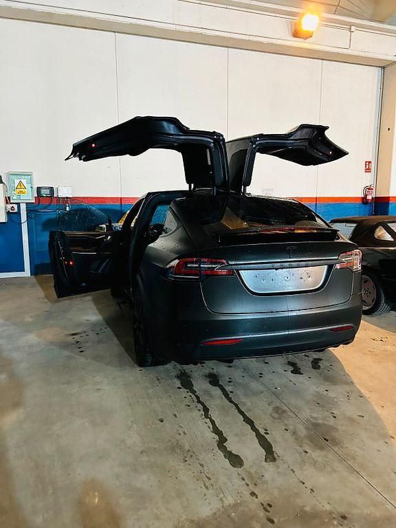 Gebraucht Tesla Model X 413 kW (562 PS) 2018 Schwarz SUV