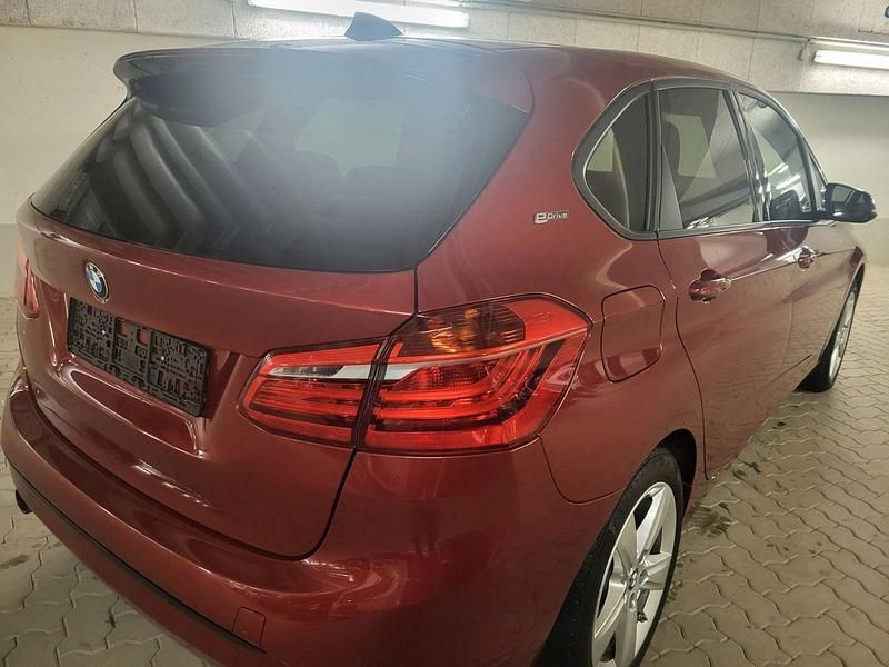 Gebraucht BMW 225 Advantage 136 PS (100 kW) 2016 Rot Kombi