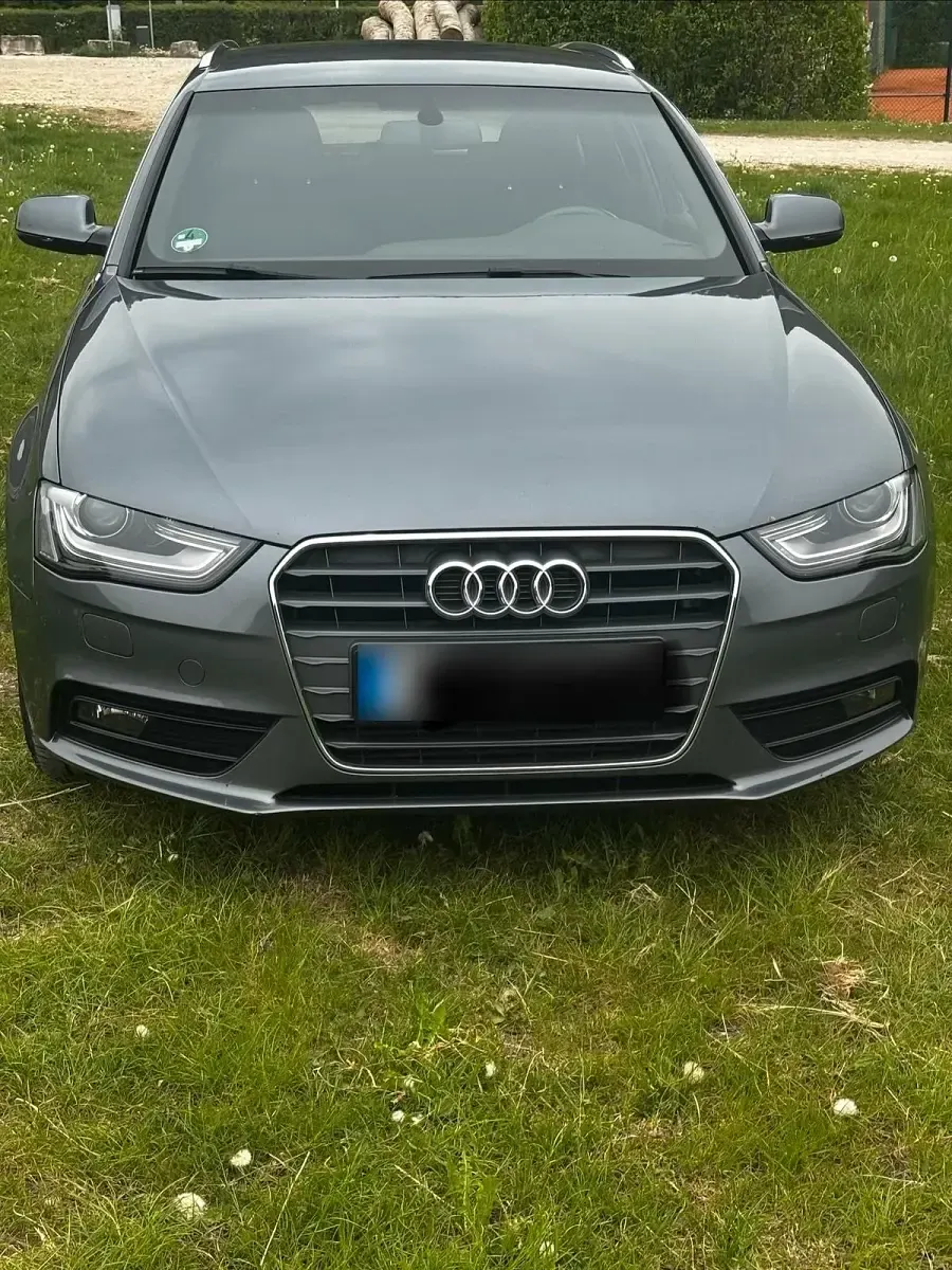 Używany Audi A4 170 KM (125 kW) 2012 Szary Kombi