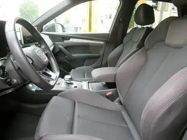 Gebraucht Audi Q5 Sport 190 PS (139 kW) 2020 Schwarz SUV