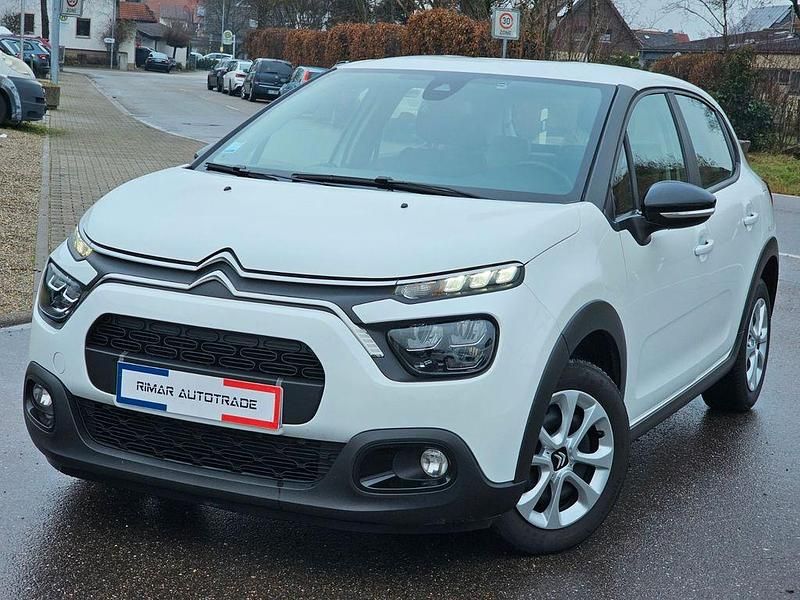 Weiß Gebraucht 2020 Citroën C3 Feel Limousine | 8.250 € (Guter Preis) - Bild 1/4