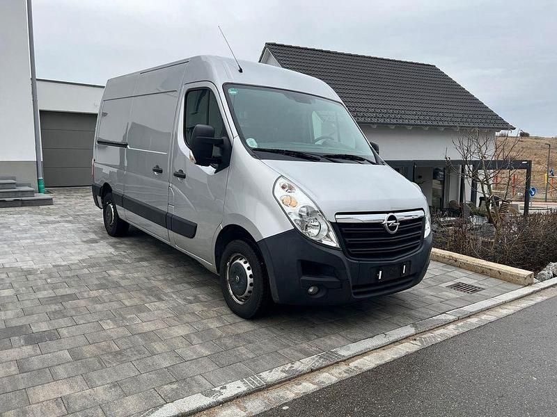 Gebraucht Opel Movano 131 PS (96 kW) 2019 Silber Van / Kleinbus