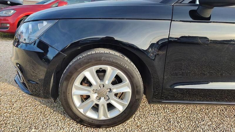 Gebraucht Audi A1 Attraction 90 PS (66 kW) 2013 Schwarz Kleinwagen