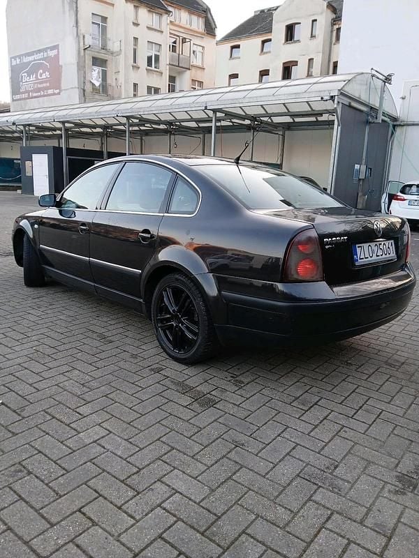 Gebraucht VW Passat 131 PS (96 kW) 2002 Kleinwagen