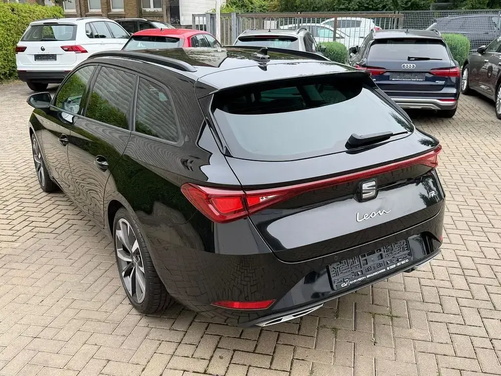Gebraucht Seat Leon FR 150 PS (110 kW) 2023 Schwarz Limousine