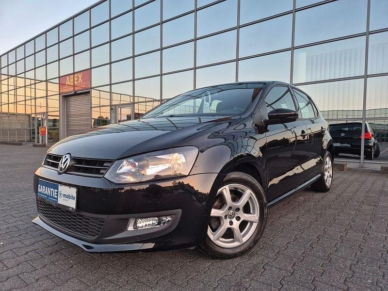 Schwarz Gebraucht 2014 VW Polo Match Limousine | 7.290 € (Fairer Preis) - Bild 1/4