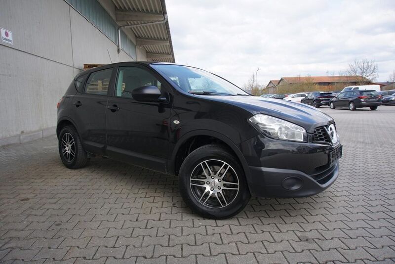 Black (m) Gebraucht 2013 Nissan Qashqai SUV | 7.895 € (Fairer Preis) - Bild 1/4