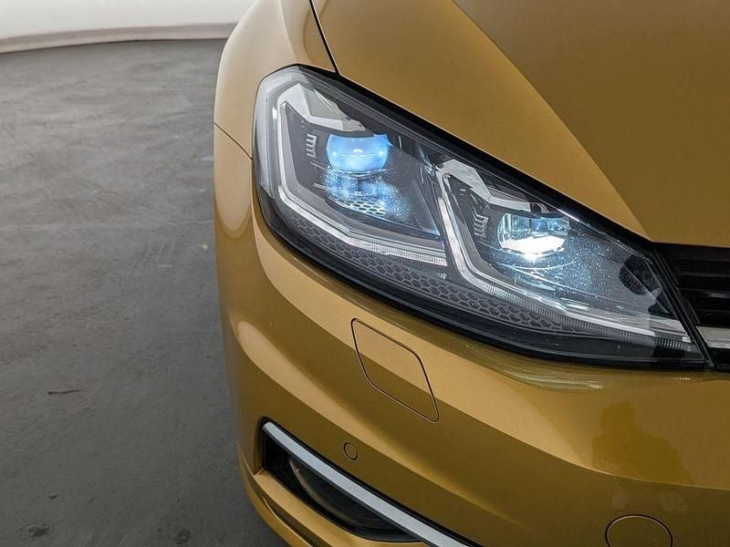 Gebraucht VW Golf VII Join 150 PS (110 kW) 2018 Kurkumagelb Limousine