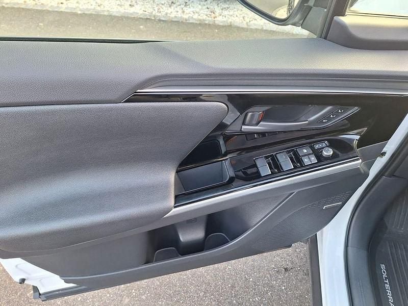 Gebraucht Subaru Solterra Platinum 160 kW (218 PS) 2025 Platinum white pearl wjo SUV