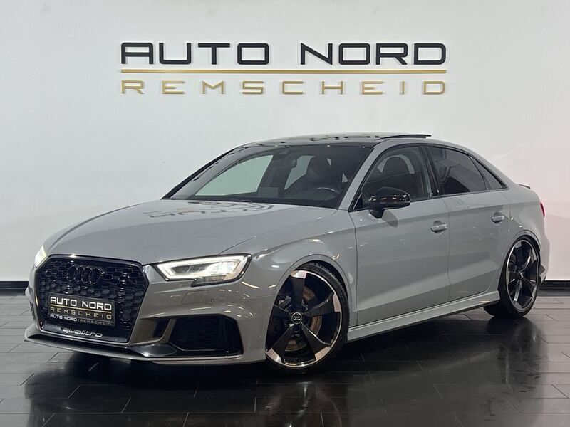 Grau Gebraucht 2020 Audi RS3 Ambiente Kleinwagen | 39.990 € (Fairer Preis) - Bild 1/4