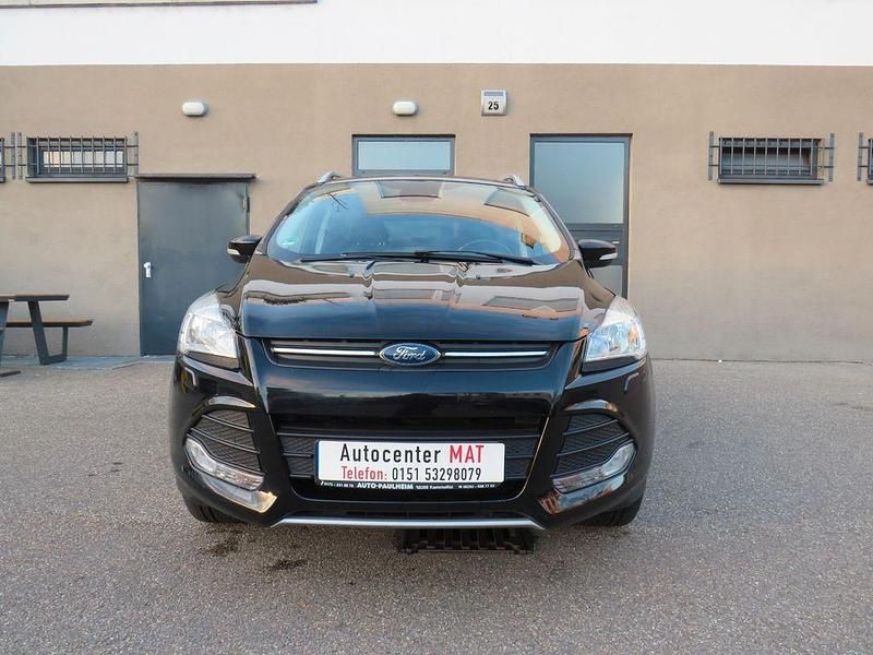 Gebraucht Ford Kuga Trend 150 PS (110 kW) 2016 Schwarz SUV