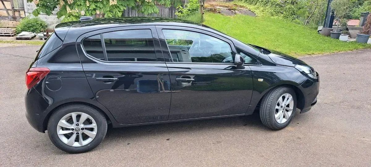 Usado Opel Corsa 90 HP (66 kW) 2018 Preto Citadino