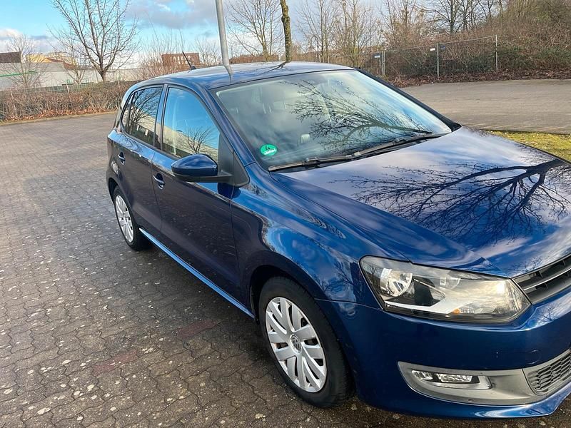 Gebraucht VW Polo Team 60 PS (44 kW) 2010 Blau Kleinwagen