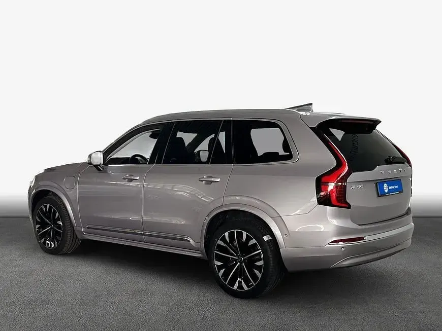 Gebraucht Volvo XC90 Plus 455 PS (334 kW) 2025 Aurora silvermetallic 745 SUV