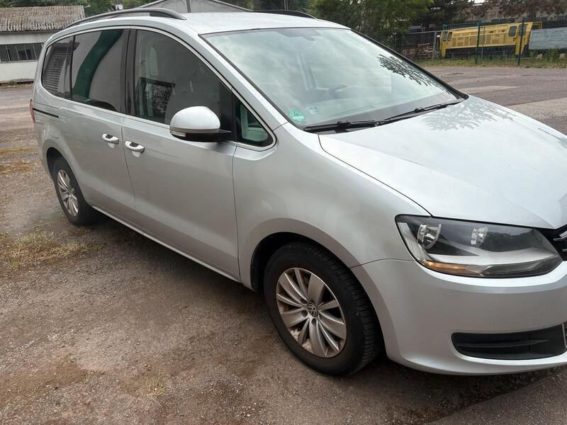Silber Gebraucht 2011 VW Sharan Van / Kleinbus | 6.500 € (Superpreis) - Bild 1/4