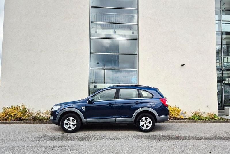 Gebraucht Chevrolet Captiva LS 136 PS (100 kW) 2009 Blau SUV