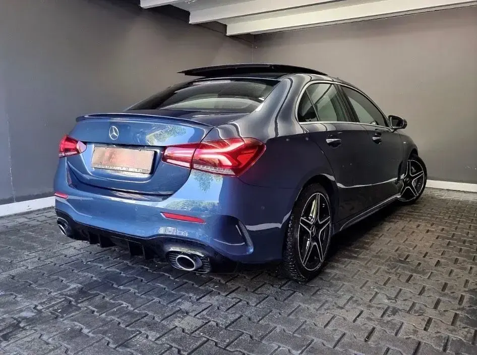 Gebraucht Mercedes A35 AMG AMG 306 PS (225 kW) 2021 Blau Limousine