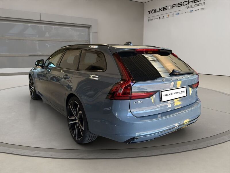 Gebraucht Volvo V90 Ultimate 235 PS (172 kW) 2022 Andere farbe Kombi
