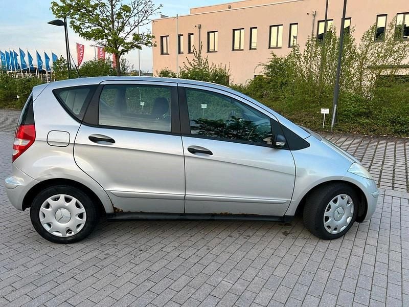 Gebraucht Mercedes A150 95 PS (69 kW) 2006 Silber Kleinwagen