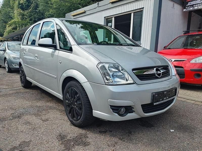 Grau Gebraucht 2008 Opel Meriva Innovation Van / Kleinbus | 3.299 € (Fairer Preis) - Bild 1/4