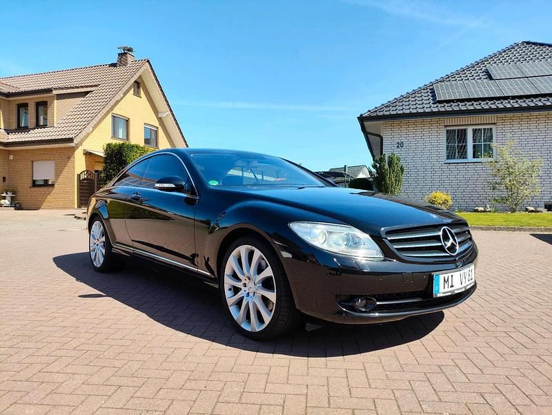 Schwarz Gebraucht 2007 Mercedes CL500 Coupé | 21.000 € - Bild 1/4