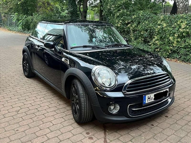 Gebraucht Mini ONE 75 PS (55 kW) 2013 Schwarz Kleinwagen