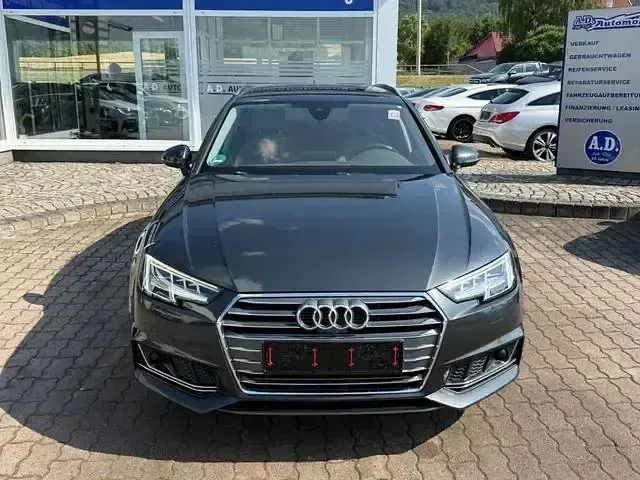 Gebraucht Audi A4 Sport 190 PS (139 kW) 2017 Grau Kombi