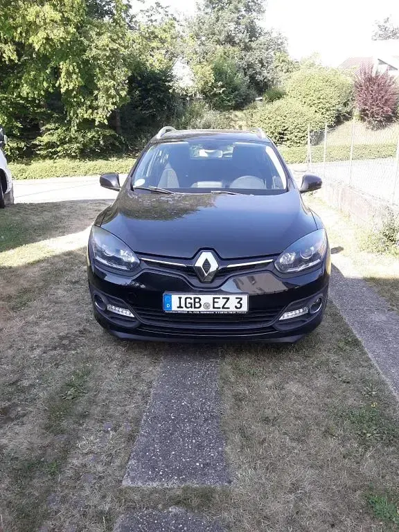 Gebraucht Renault Mégane III LIMITED 110 PS (80 kW) 2015 Schwarz Limousine