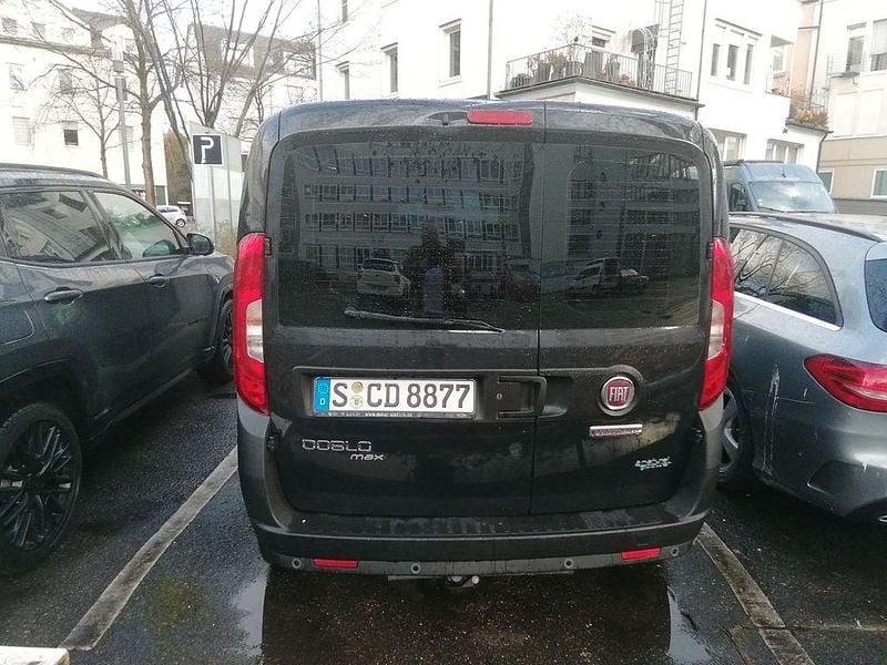 Gebraucht Fiat Doblò Easy 120 PS (88 kW) 2016 Grau Van / Kleinbus