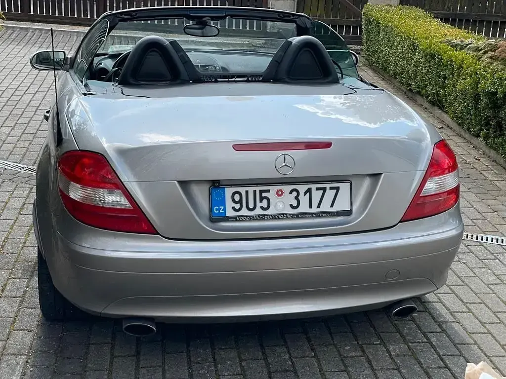 Gebraucht Mercedes SLK280 231 PS (169 kW) 2008 Grau Cabrio