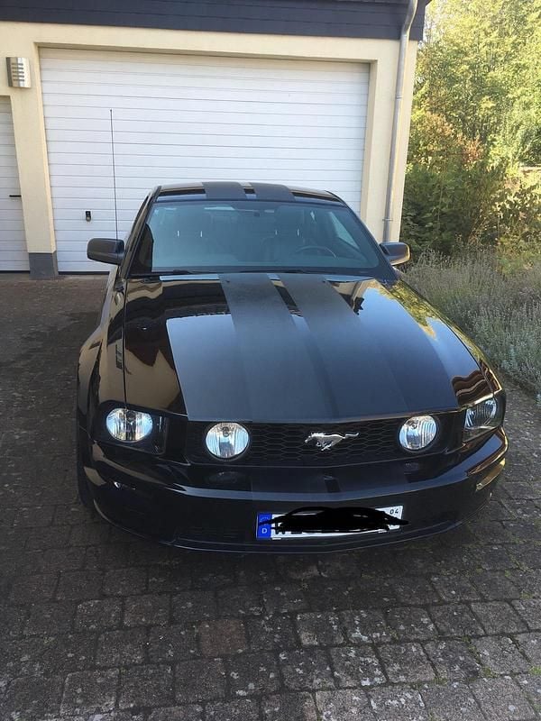 Gebraucht Ford Mustang GT 305 PS (224 kW) 2005 Schwarz Coupé
