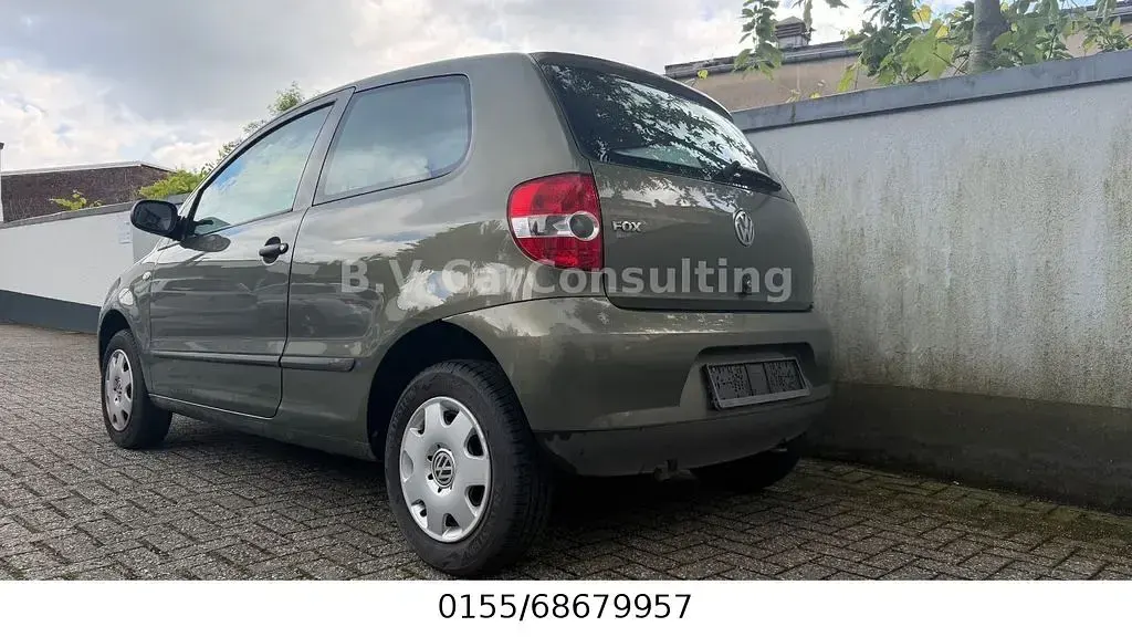 Gebraucht VW Fox Basis 54 PS (39 kW) 2006 Grün Kleinwagen