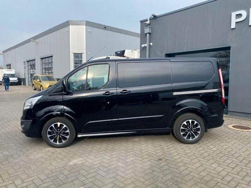 Gebraucht Ford Transit Custom 170 PS (125 kW) 2017 Schwarz Van