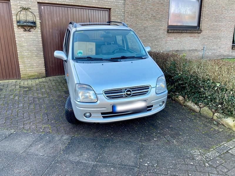 Gebraucht Opel Agila 75 PS (55 kW) 2001 Silber Van / Kleinbus