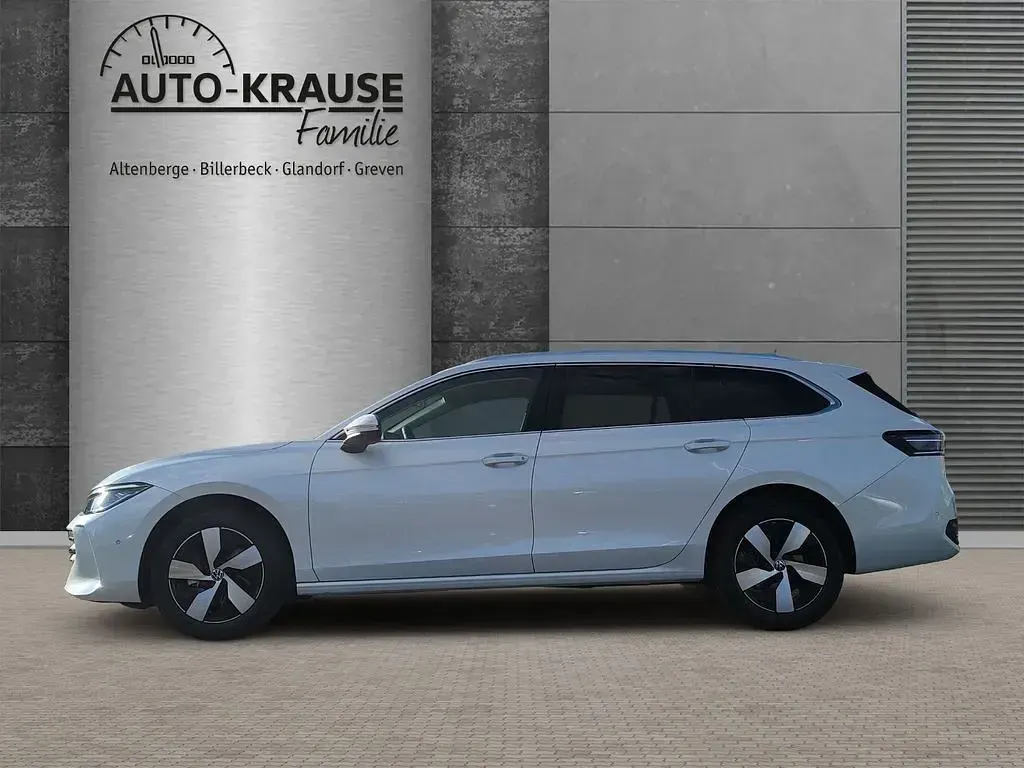 Gebraucht VW Passat Business 150 PS (110 kW) 2026 Weiß Kombi