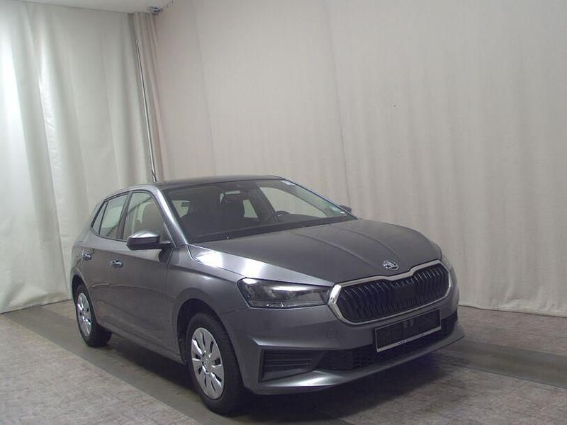 Gebraucht Skoda Fabia Active 65 PS (47 kW) 2023 Grau Kleinwagen