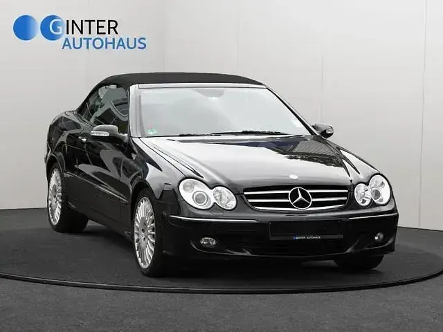 Gebraucht Mercedes CLK320 Sport 224 PS (164 kW) 2009 Schwarz Cabrio