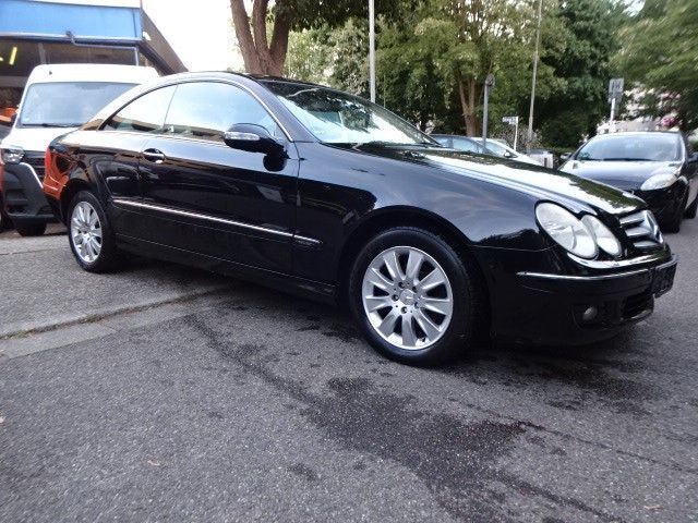 Schwarz Gebraucht 2005 Mercedes CLK220 Elegance | 5.900 € (Fairer Preis) - Bild 1/4
