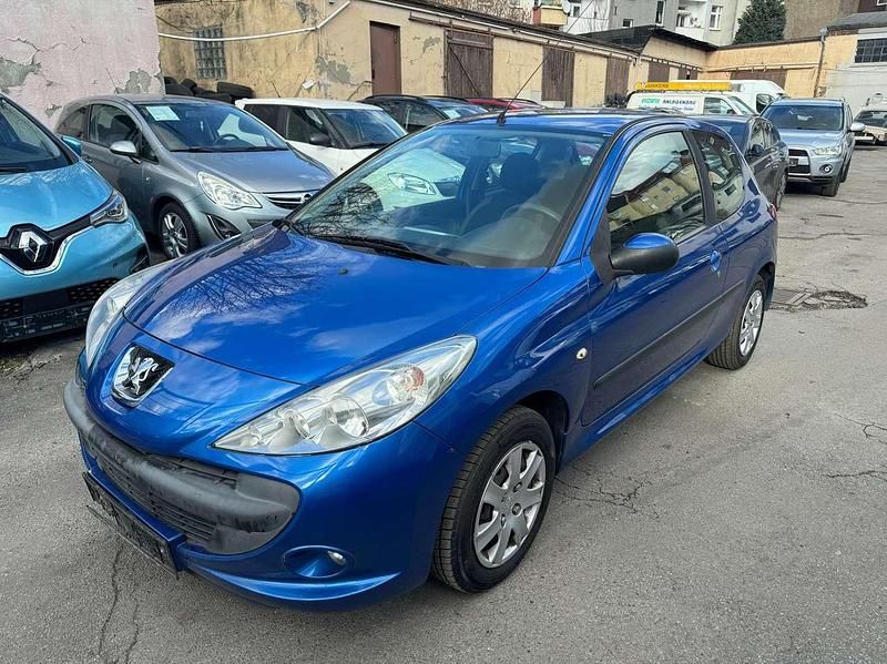 Gebraucht Peugeot 206 Basis 60 PS (44 kW) 2009 Lack blau i Kleinwagen