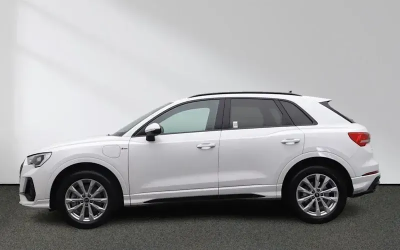 Gebraucht Audi Q3 Ambiente 245 PS (180 kW) 2022 Ibisweiß SUV