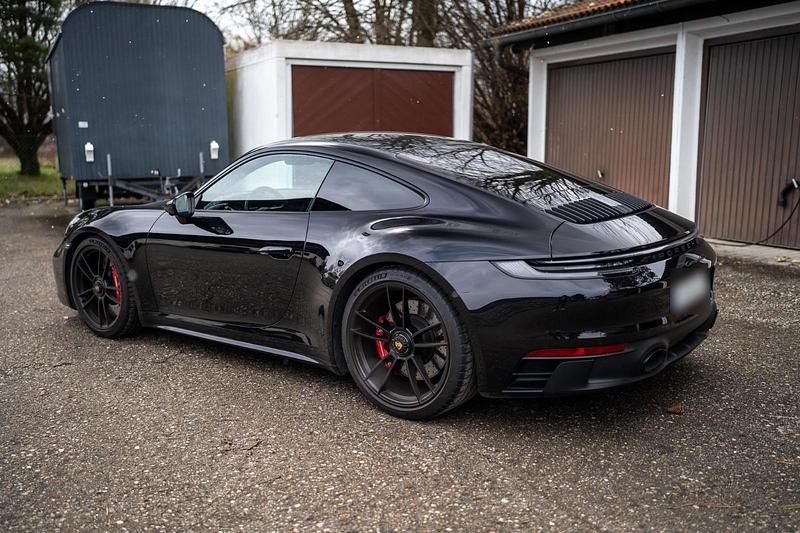 Gebraucht Porsche 992 480 PS (353 kW) 2023 Schwarz Coupé