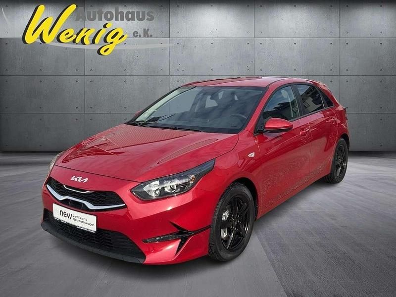 (aa9) infra red m Gebraucht 2023 Kia Ceed Edition 7 Limousine | 16.490 € (Fairer Preis) - Bild 1/4