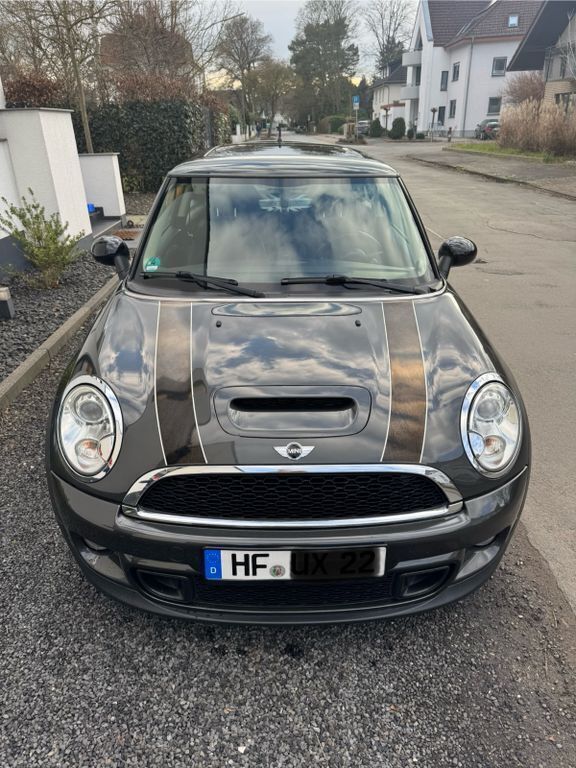 Grau Gebraucht 2011 Mini Cooper SD Kleinwagen | 8.290 € (Fairer Preis) - Bild 1/4
